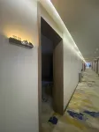 Walking Cloud Business Hotel