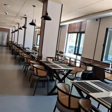 Huangyadong Training Center Bolongshanzhuang Hotel