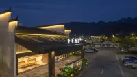 JI Hotel (Chizhou Qingyang Jiuhuashan Transfer Center) Các khách sạn ở Trì Châu