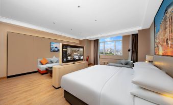 Vienna International Hotel (Hami High speed Railway Station Store)