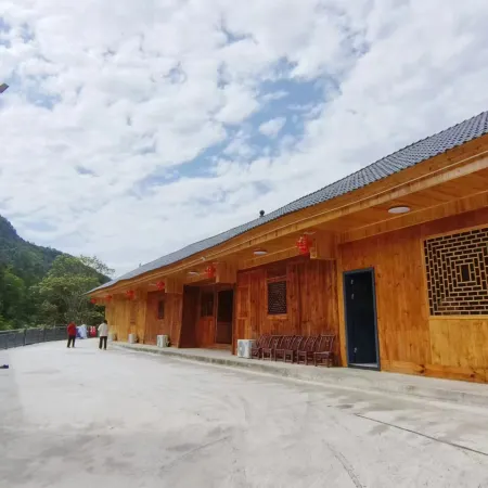 Hefeng Zhipingju Homestay