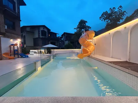 Country Garden Hot Spring Holiday Villa Отели рядом с достопримечательностью «Mt. Yangjiao Forest Park»