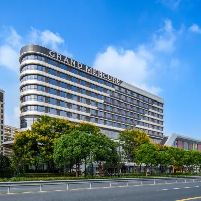 Grand Mercure Changzhou Luoxi Hotels near Changzhou Benniu International Airport