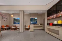 陌上輕雅|雪山河景·中式美學茶文化飯店（康定城區情歌廣場店） - 寵物友善