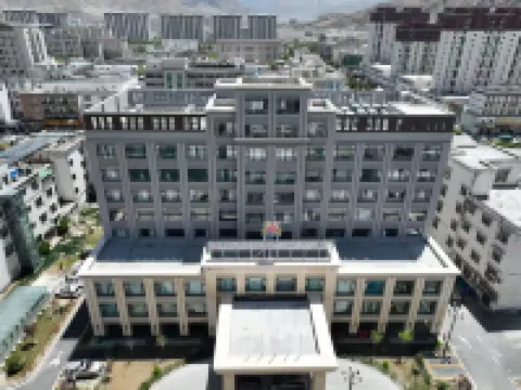 Ge'erdongzan Tibetan Charm Hotel