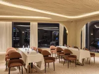 Dazzling·Yueqinhai Resort