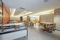 Home Selection Hotel (Aksu Branch) - breakfast
