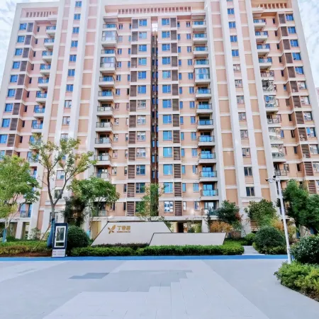 Chengji Homestay (Xiangyang East Railway Station)