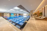 Hami Yizhou Huakai International Hotel - Pools