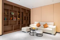 Yunqi Li Smart Hotel (Jianghan Road Pedestrian Street Branch) - New