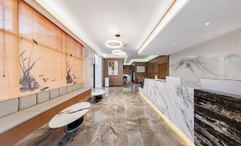 Four Seasons Garden Hotel