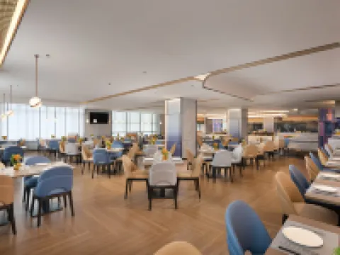 Hampton by Hilton  Luoyang Xinyi Street