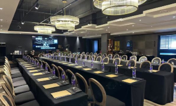 Yee Choi Hotels Resorts