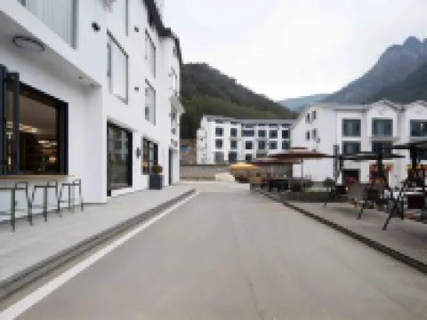 YilaiMinsu Hotels in Dexing