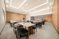Xinxiang Normal University Licheng Ruixuan Hotel - 3-Star