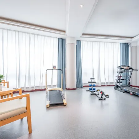 English： Dingcheng Hotel（Wenhua Road Branch）