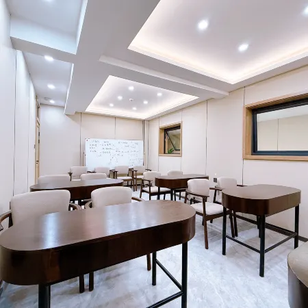 Alar Jinghe · Yazhu Hotel