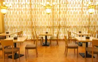 Vienna International Hotel (Kuqa Xingfu Road store)