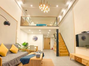 Yisu lanxuan loft apartment