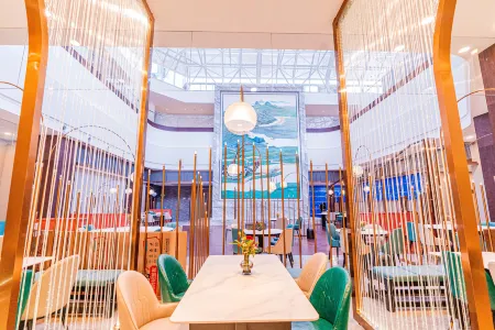 Shanghai Bao Shan Hotel of China Baowu Group Отели рядом с достопримечательностью «Shanghai Second Polytechnic University Baoshan Campus»