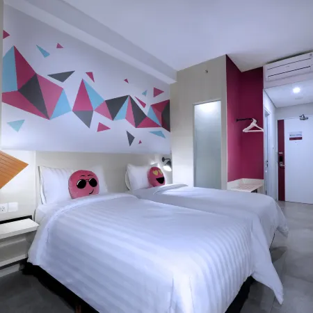 Favehotel Madiun Отели в г. Мадиун