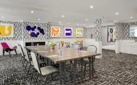 Le Parc at Melrose - Scenic