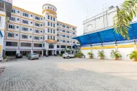 Siddhartha Hotel Grand City, Birtamode Hotels in Мечінагар