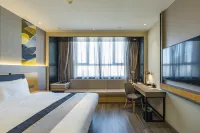 Homeinn Selected Hotel (Urumqi Xinbei Yuanchun Agricultural University Store)