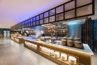 Novotel ซงซานเลค ดองกวน - พร้อมอาหารเช้า
