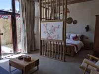 Huahai Mountain Residential Residue (Nationality Customs Garden Shop)