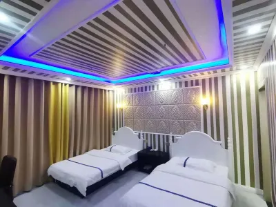 Xingxin Theme Hotel Отели в г. Цинцзянь