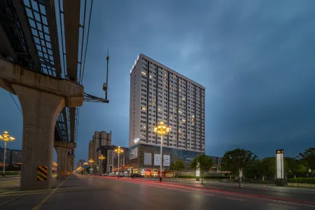 Chengzi Hotel (South Of Guang'an Railway Station) Отели рядом с достопримечательностью «Baimaxiang Passenger Transport Terminal»