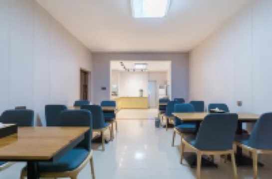 如家睿柏·雲飯店（寧德萬達廣場店）