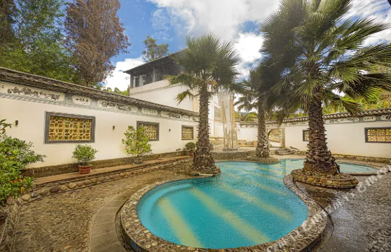 洱源火焰山温泉山莊