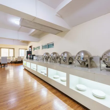 Jiadun Holiday Hotel