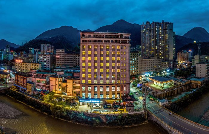 Jingyue Elegant Hotel