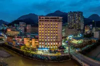 Jingyue Elegant Hotel Hotels near Center Square