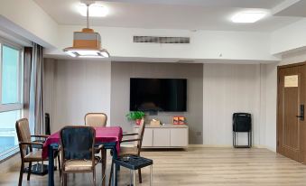 Yinghai Hot Spring Culture Hotel