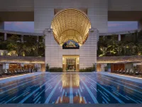 The Ritz-Carlton, Millenia Singapore フラワードーム周辺のホテル