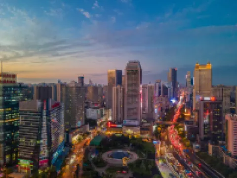 Vienna International Hotel (Changsha Furong Square lFS International Finance Square Branch) Hotels near Furong Square