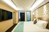 Xana Hotelle Hotel (Mudanjiang Jiangnan Municipal Government) Hotels near ChaoXian MinSu FengQing Jie