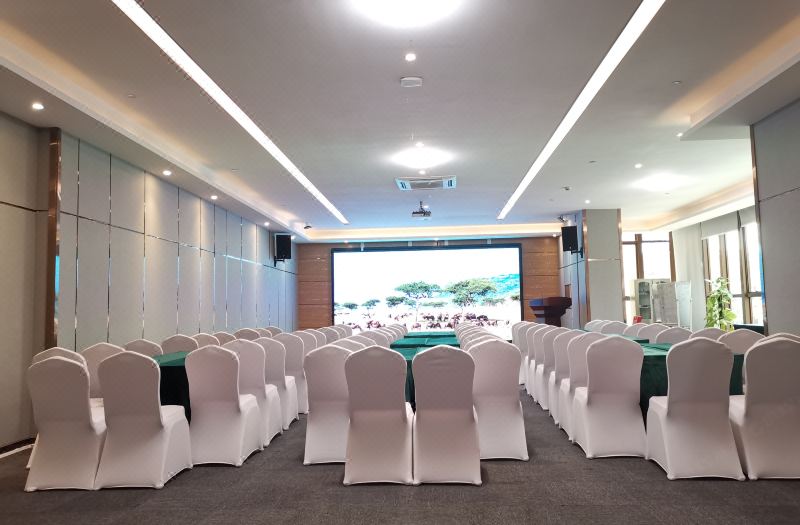 Yizi Hotel (Guangzhou International Exhibition Center and Canton Tower)