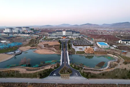 Mengyin Yunmeng Hotel