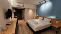 The Neuf Ratchada - Beach resorts
