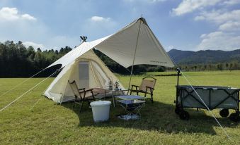 Nanjing Shiqiu flim and television base happy Villa