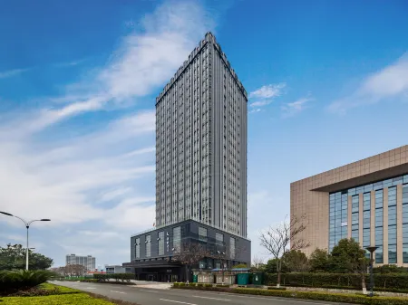 Lavande Hotel (Yichang East Railway Station Chengdong Avenue)