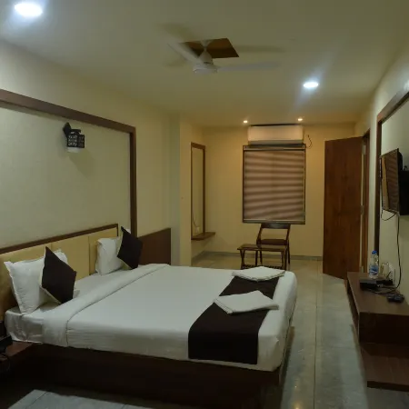 Hotel Sai Inn at Statue of Unity