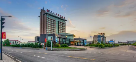 Tianjiao Hotel (Qipanjing Town Industrial Park)