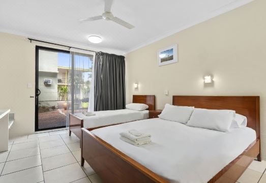 케언즈 레인보우 리조트 수영장