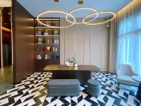 HomeinnsPlus Hotel（Shanghai Pudong International Airport East Station Branch) فنادق في شنغهاي